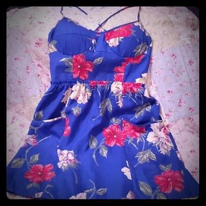 Summer Floral dress WITH POCKETS!